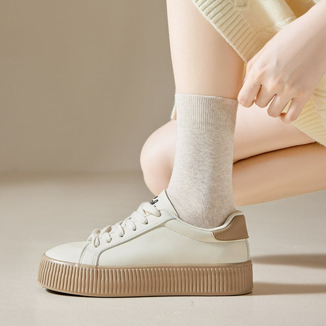 Wholesale Women's Autumn Winter Antibacterial Breathable Cotton Mid-calf Socks