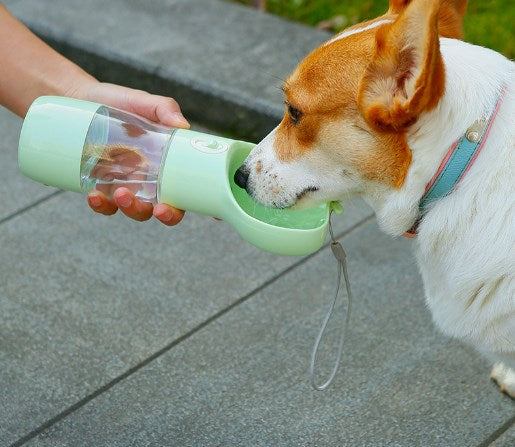 Wholesale Pet Outdoor Water Cup Portable Dog Water Fountain Cat Water Bottle