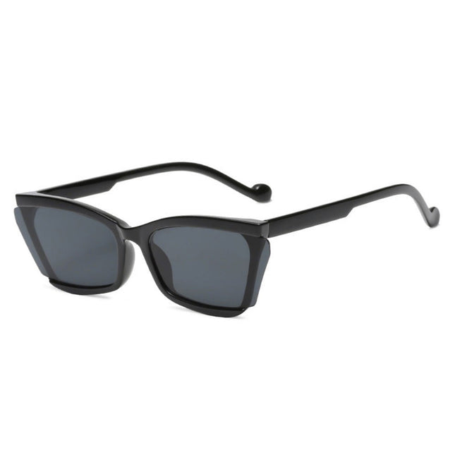 Wholesale Women's Fashion Cat Eye Trendy Small Frame Sunglasses 