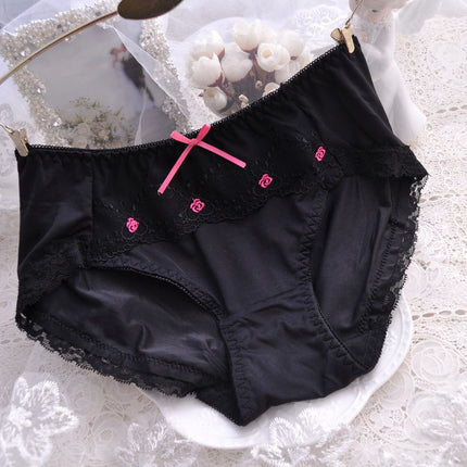 Wholesale Girls Sweet Black Embroidery Sexy Thin Cup Push Up Bra Set 