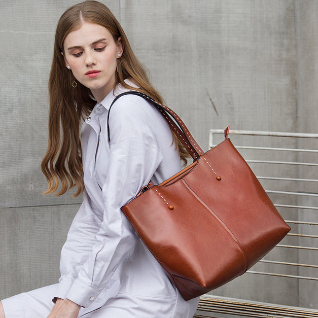Women's Large Capacity Shoulder Bag Autumn and Winter Fashionable Genuine Leather Handbag