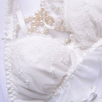 Wholesale Girls Embroidery Thin Triangle Cup Non Steel Ring Bra Set