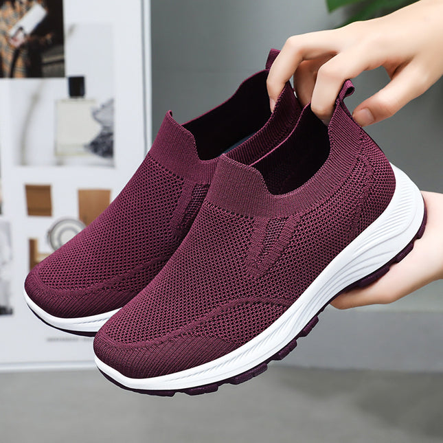 Wholesale Men's Casual Cloth Shoes Walking Shoes for Old Couples 