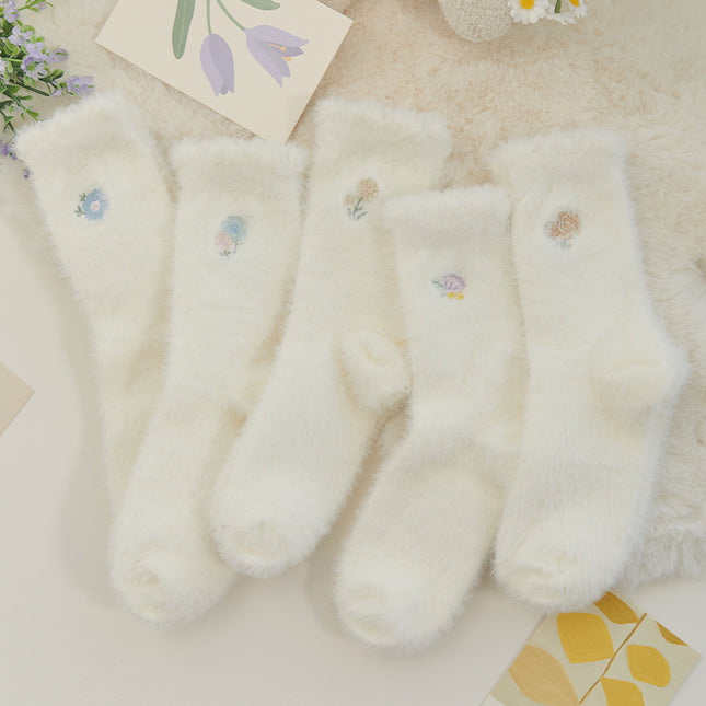 Wholesale Women's Winter Warm Thickened Floor Socks Embroidered Mink Velvet Mid-calf Socks