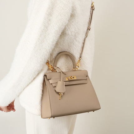 Women's Autumn and Winter Fashionable Cowhide Premium Genuine Leather Mini Crossbody Handbag 