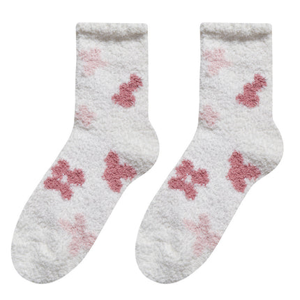 Wholesale Women's Winter Velvet Thickened Warm Embroidered Floor Socks Mid-calf Coral Velvet Socks