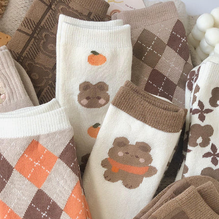 Wholesale Women's Winter Thickened Warm Mid-calf Terry Cotton Cartoon Bear Socks