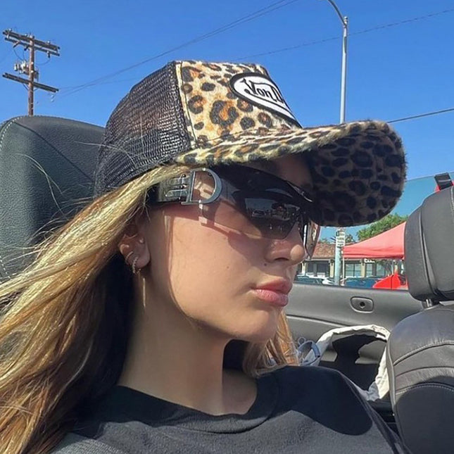 Wholesale Punk Sunglasses Hot Girl Driving Outdoor Fashion Sunglasses 