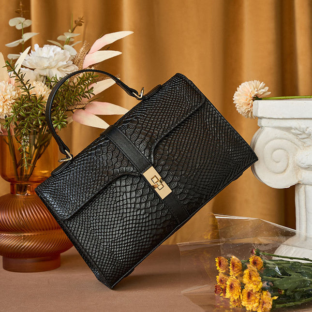 Wholesale Women's Light Luxury Fashion Handbags Belt Crossbody Bags 
