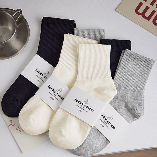 Wholesale women's/men's spring cotton sweat-absorbent sports socks mid-calf socks 