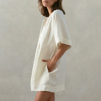 Wholesale Women's Loose Casual Cotton and Linen V-Neck Tie Mini Dress