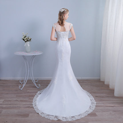 Langes Meerjungfrau-Kleid mit Spitze, schmales Brautkleid