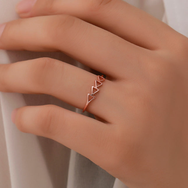 Anillo de cuatro triángulos, hueco geométrico, anillo único abierto para mujer