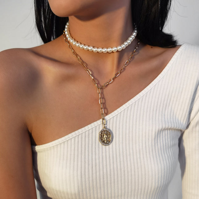 Pearl Beaded Choker Vintage Chain Rhinestone Figure Tag Necklace