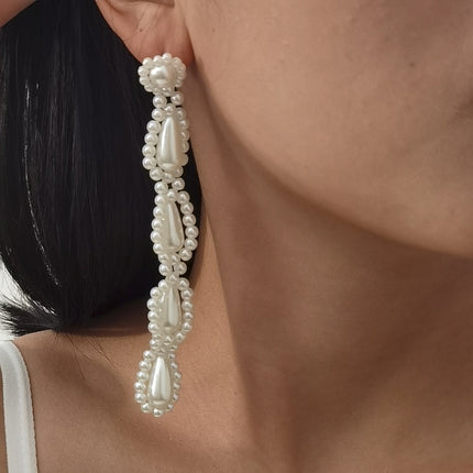Einfache lange Ohrringe Retro-tropfenförmige Perlen-Anhänger-Ohrstecker