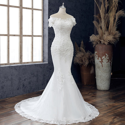 Schulterfreies Hochzeitskleid im Meerjungfrau-Stil mit mittlerer Taille