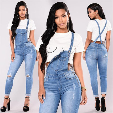 Wholesale Women's Ripped Hip Lifting Strap Rolled Hem Nine Point Jeans