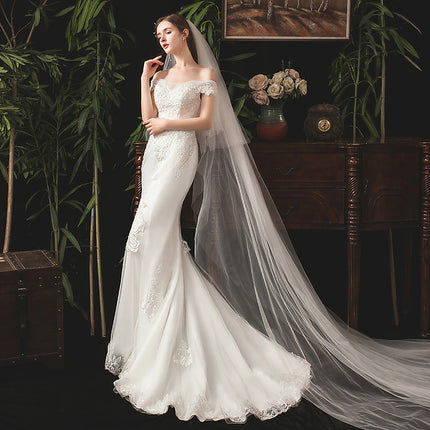 Braut weg von der Schulter nachlaufendes Licht Meerjungfrau Hochzeitskleid