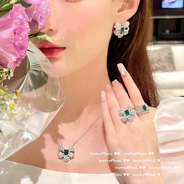 Malachit-Smaragd-Halskette 18 Karat vergoldeter Schleifen-Zirkonia-Ohrring