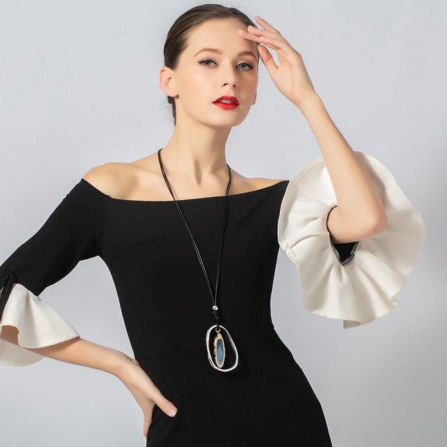 Wholesale Women's Light Luxury Simple Long Exaggerated Necklace