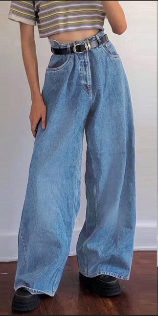 Damenmode mit hoher Taille, zerrissene, schmale Jeans
