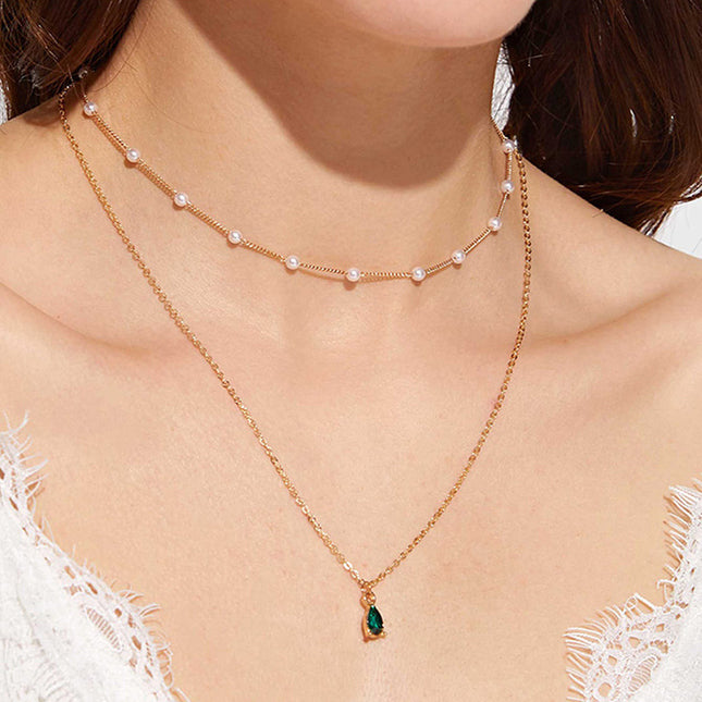 Esmeralda Collar escalonado de cadena de perlas y esmeraldas