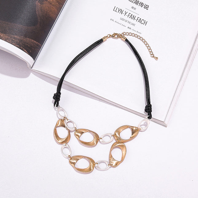 Wholesale Women's Fashion Irregular Geometric Metal Choker Necklace