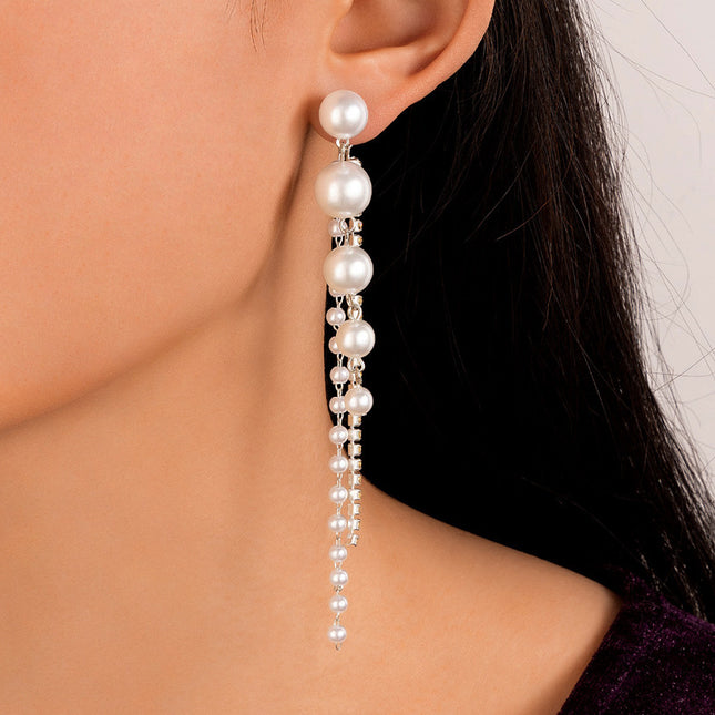 Pendientes de botón con cuentas de cadena de perlas Pendientes de lujo ligeros de diamantes de imitación geométricos