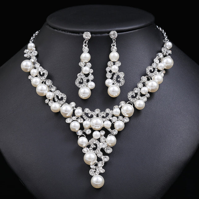 Conjunto de pendientes de collar de flores de perlas de moda Chapado en aleación de adorno