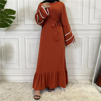 Großhandelsdamen plissiert lockeres muslimisches Kleid mit großem Saum