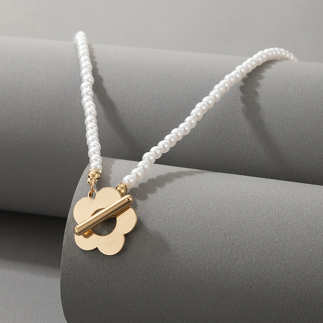 Pearl Flower Single-layer Simple Necklace