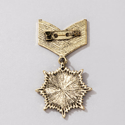Shield Octagon Medal Character Avatar Garland Owl Brooch