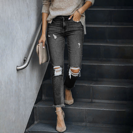 Damen-Jeans mit mittelhoher Taille und geradem Bein und zerrissenen Quasten