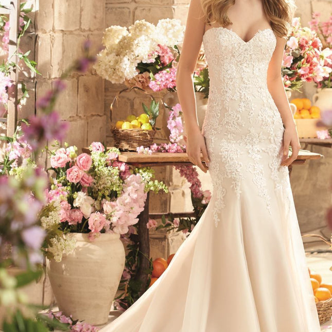 Wholesale Bride Lace Tube Top Small Trailing Tail Waist Mermaid Wedding Dress