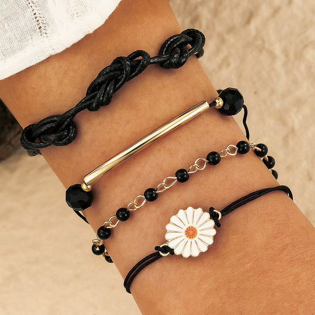 String Daisy Beads Vierstufiges Armband-Set mit Perlen