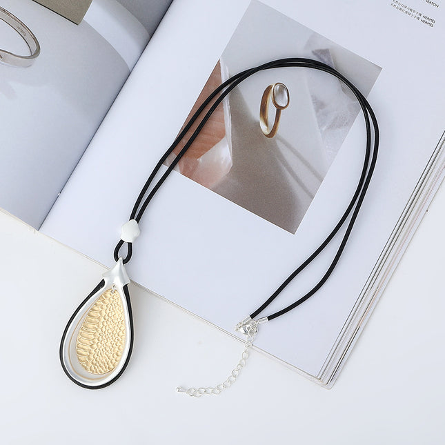 Wholesale Women's Water Drop Geometric Metal Simple Necklace