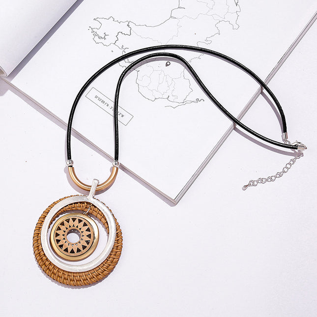 Wholesale Women's Sunflower Geometric Metal Woven Handmade Necklace