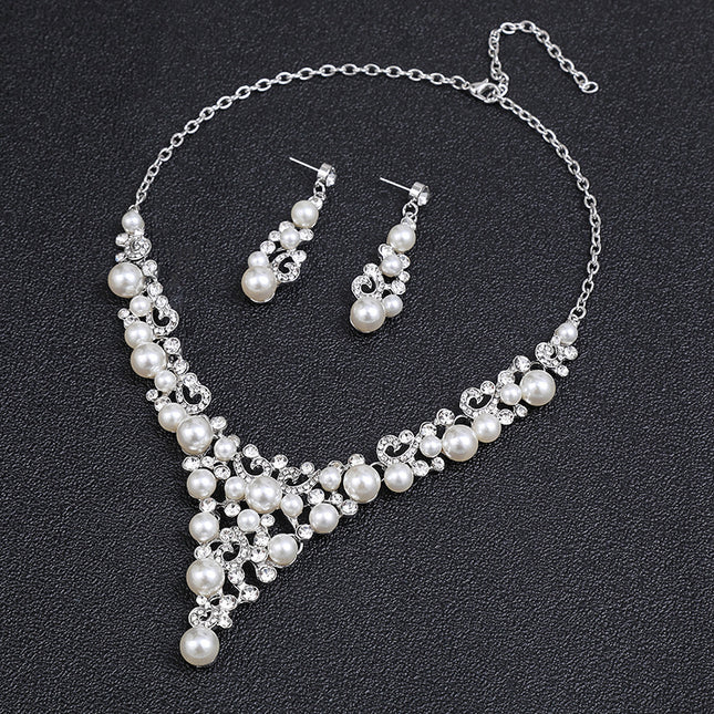 Conjunto de pendientes de collar de flores de perlas de moda Chapado en aleación de adorno