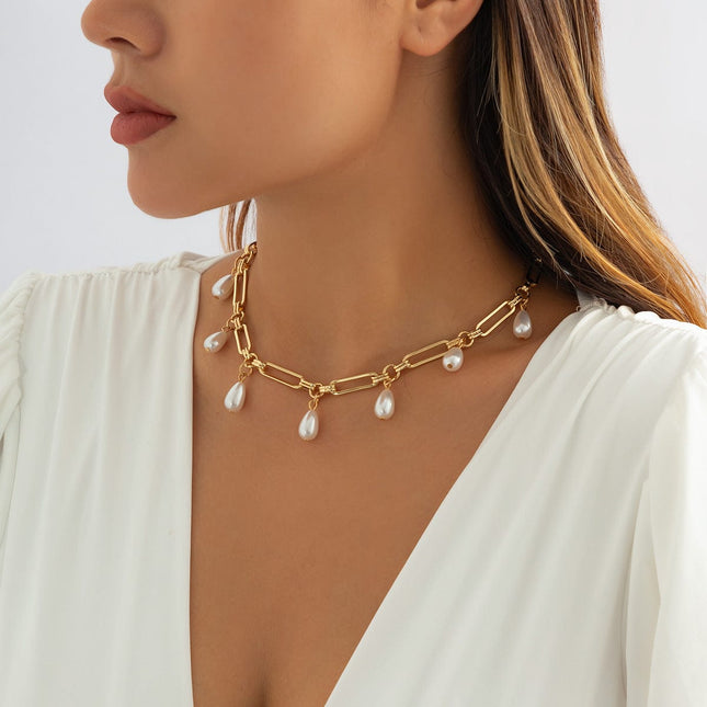 Water Drop Clavicle Chain Chain Simple Pearl Necklace