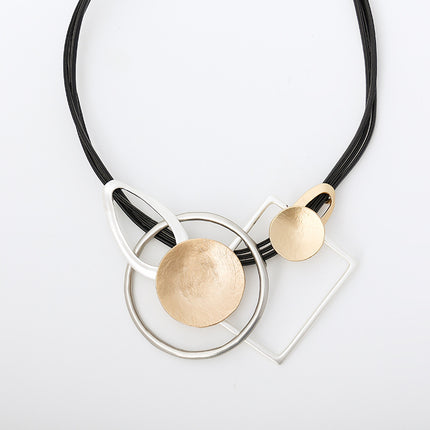 Wholesale Women's Geometric Metal Contrasting Color Versatile Necklace