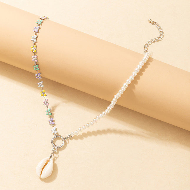 Collar con colgante de concha de flores de colores de perlas asimétricas de moda simple