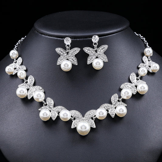 Exaggerated Ornament Necklace Women's Short Style Jewelry Accessories