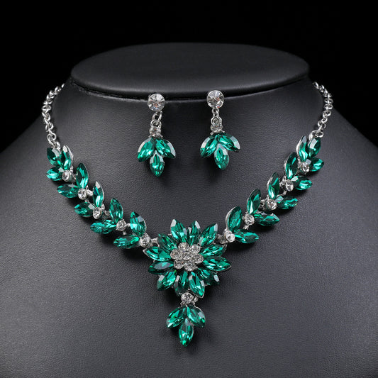 Necklace Earrings Two-Piece Set Vintage Crystal Color Fashion Pattern