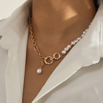 Collar con colgante de perlas en forma de collar de cadena con hebilla de metal