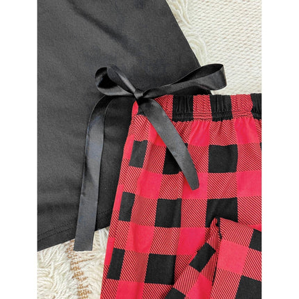 Wholesale Women's Plus Size Loungewear Alphabet Print Short Sleeve Trousers Pajama Set