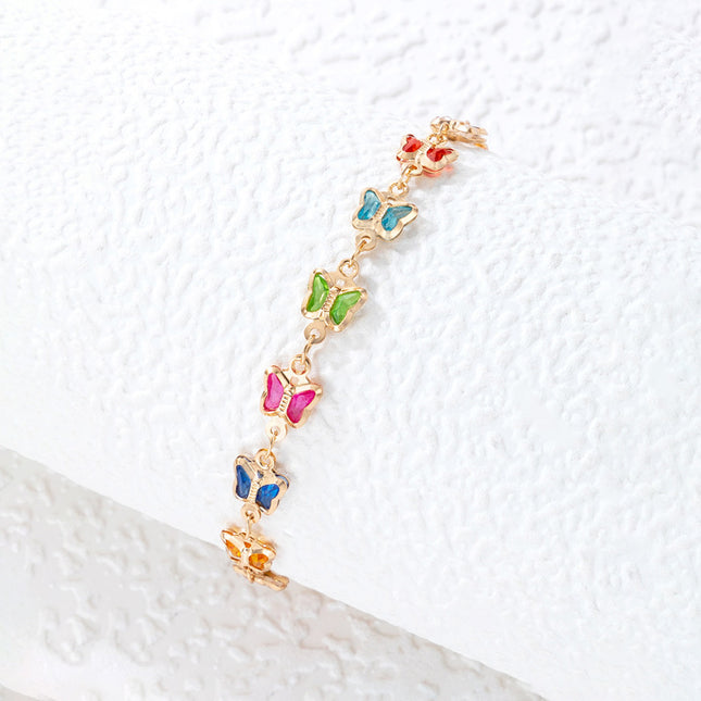 Pulsera de una sola capa de animales de color caramelo con mariposa de diamantes de imitación coloridos