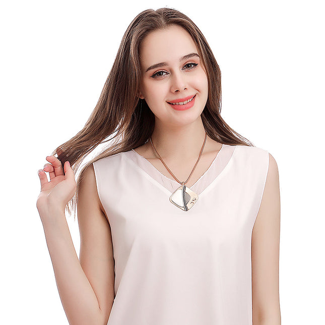Wholesale Women's Fashion Simple Brushed Handmade Exaggerated Necklace
