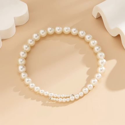 Collar de cadena de metal fino Gargantilla con cuentas de perlas de imitación simples