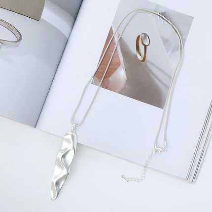 Wholesale Women's Fashion Irregular Geometric Metal Long Necklace