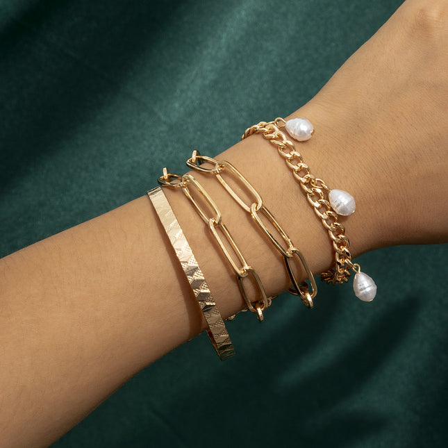 Geformtes Perlen-Anhänger-Armband Metallketten-geometrisches Armband
